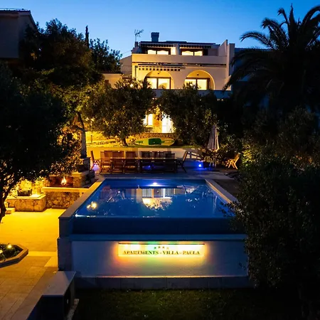 Luxury Ciovo Sleeps 17, Infinity Pool, Seafront Villa